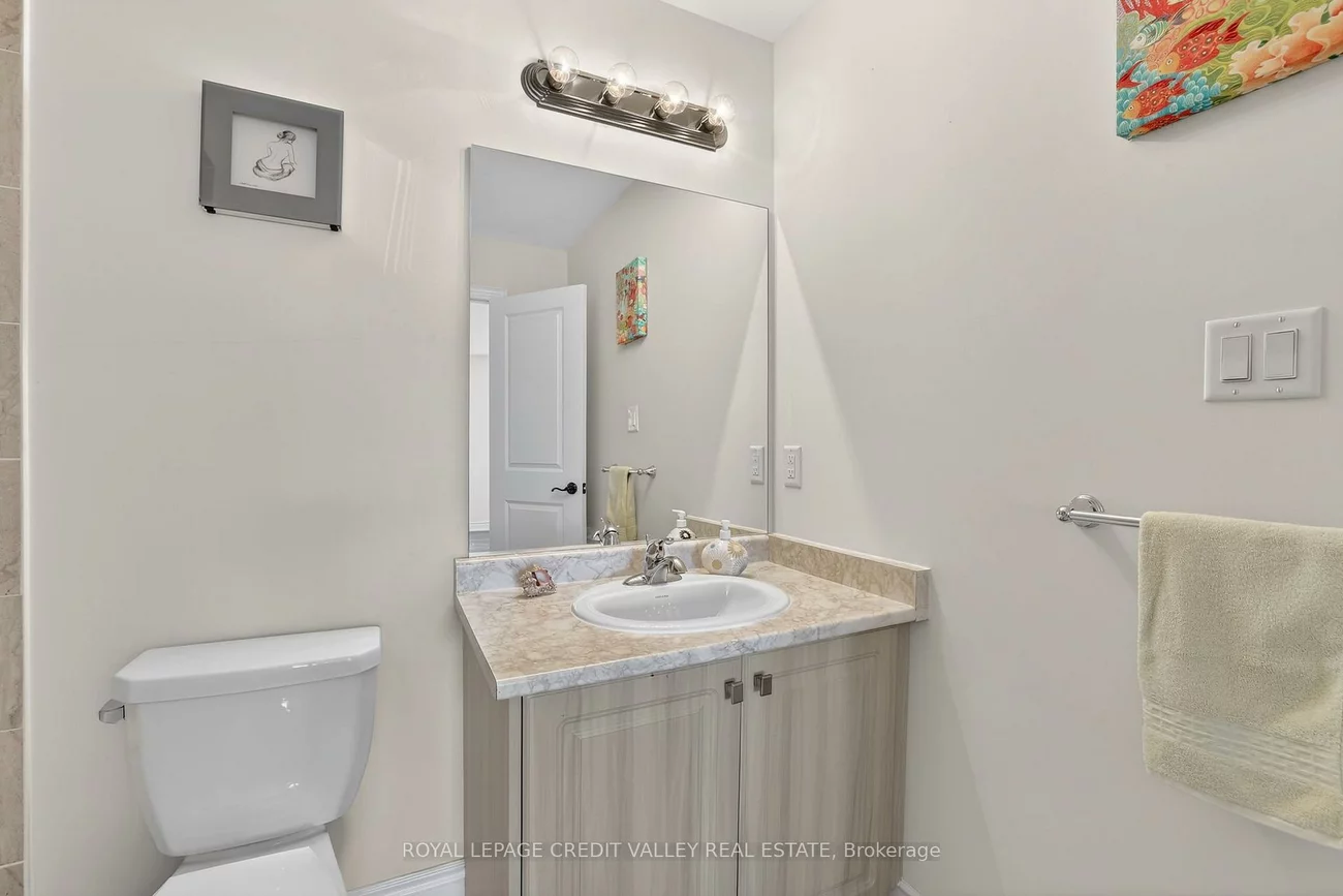 29, Memorial, Bradford, Bradford West Gwillimbury