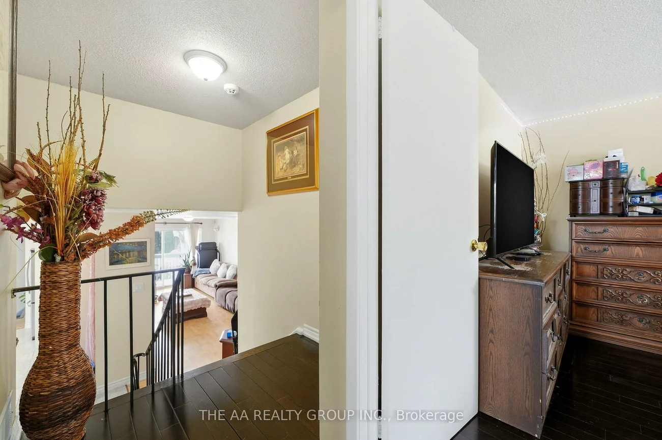 155, Britannia, Bradford, Bradford West Gwillimbury