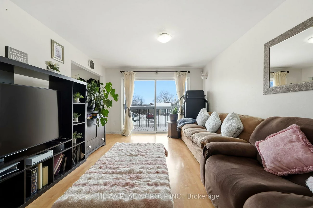 155, Britannia, Bradford, Bradford West Gwillimbury