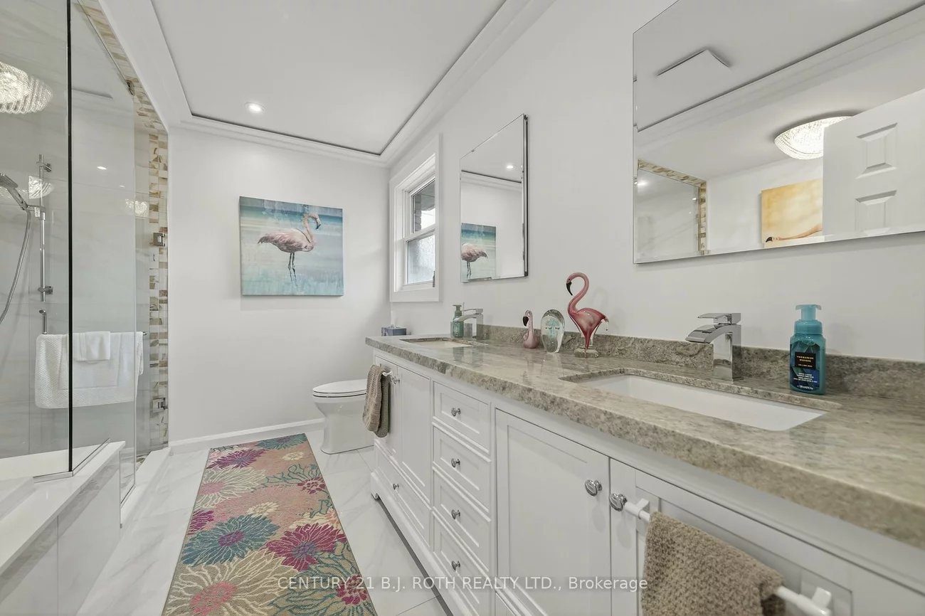 212, Church, Bradford, Bradford West Gwillimbury