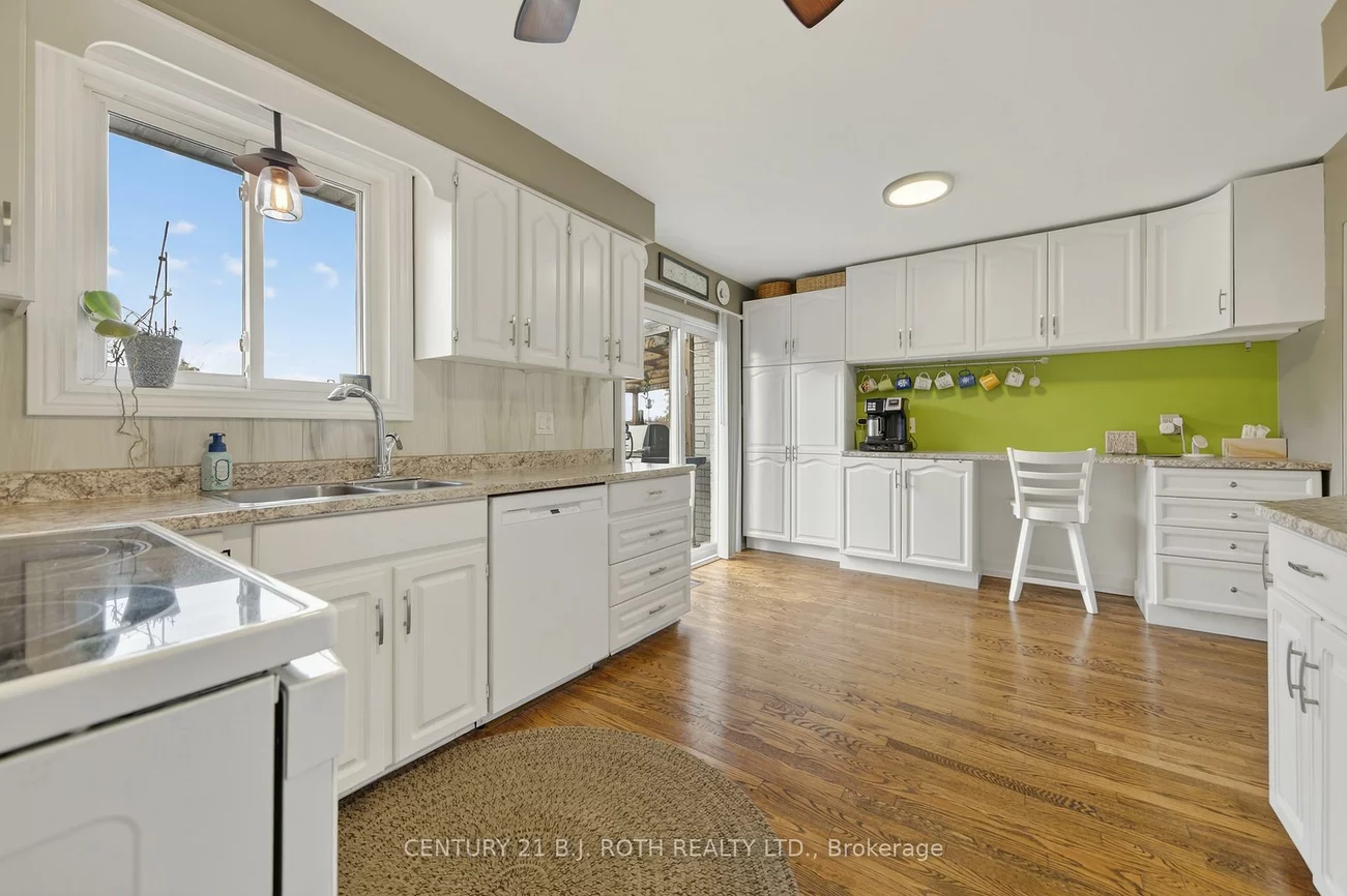 212, Church, Bradford, Bradford West Gwillimbury