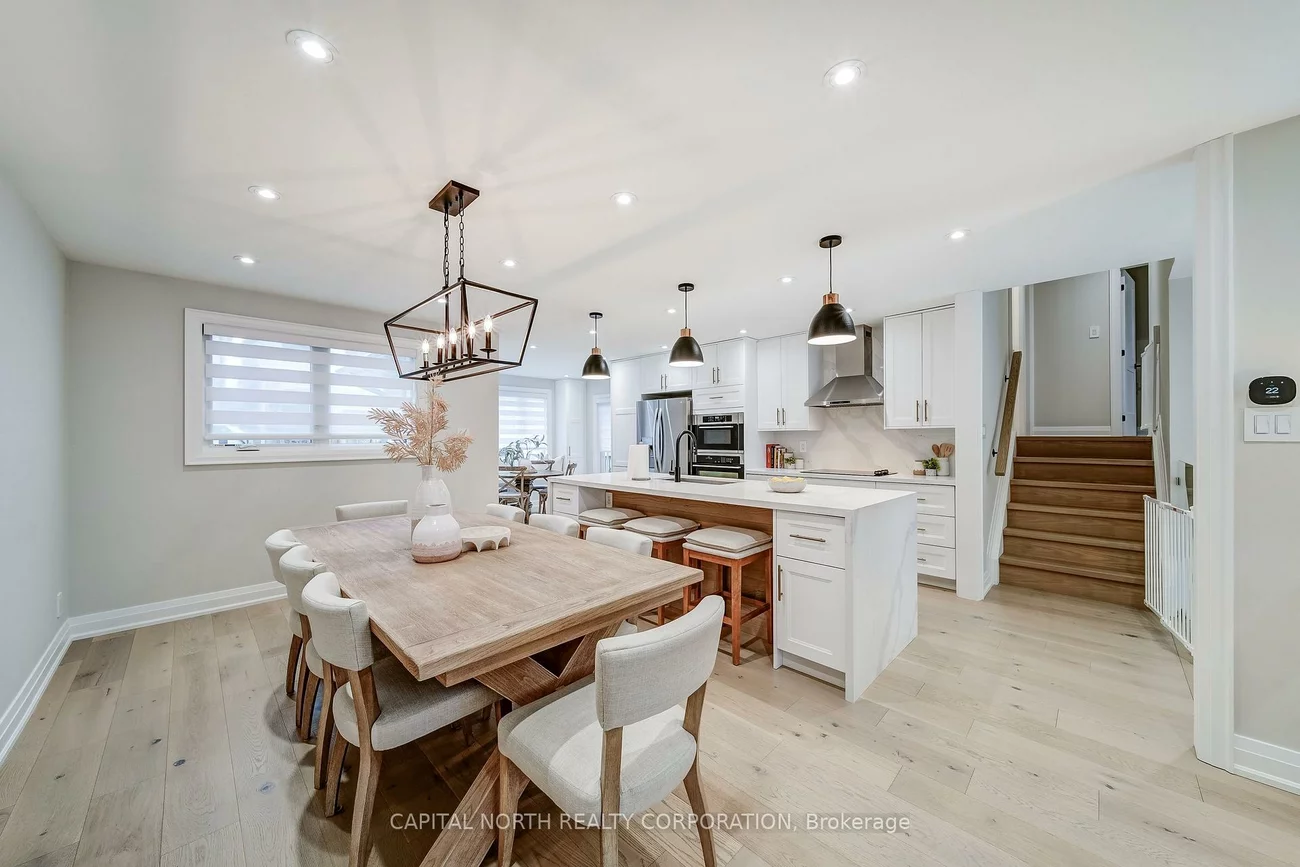 52, Wood, Bradford, Bradford West Gwillimbury