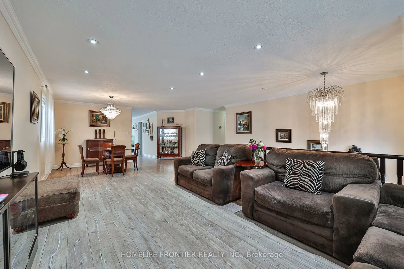 30, Saint, Bradford, Bradford West Gwillimbury