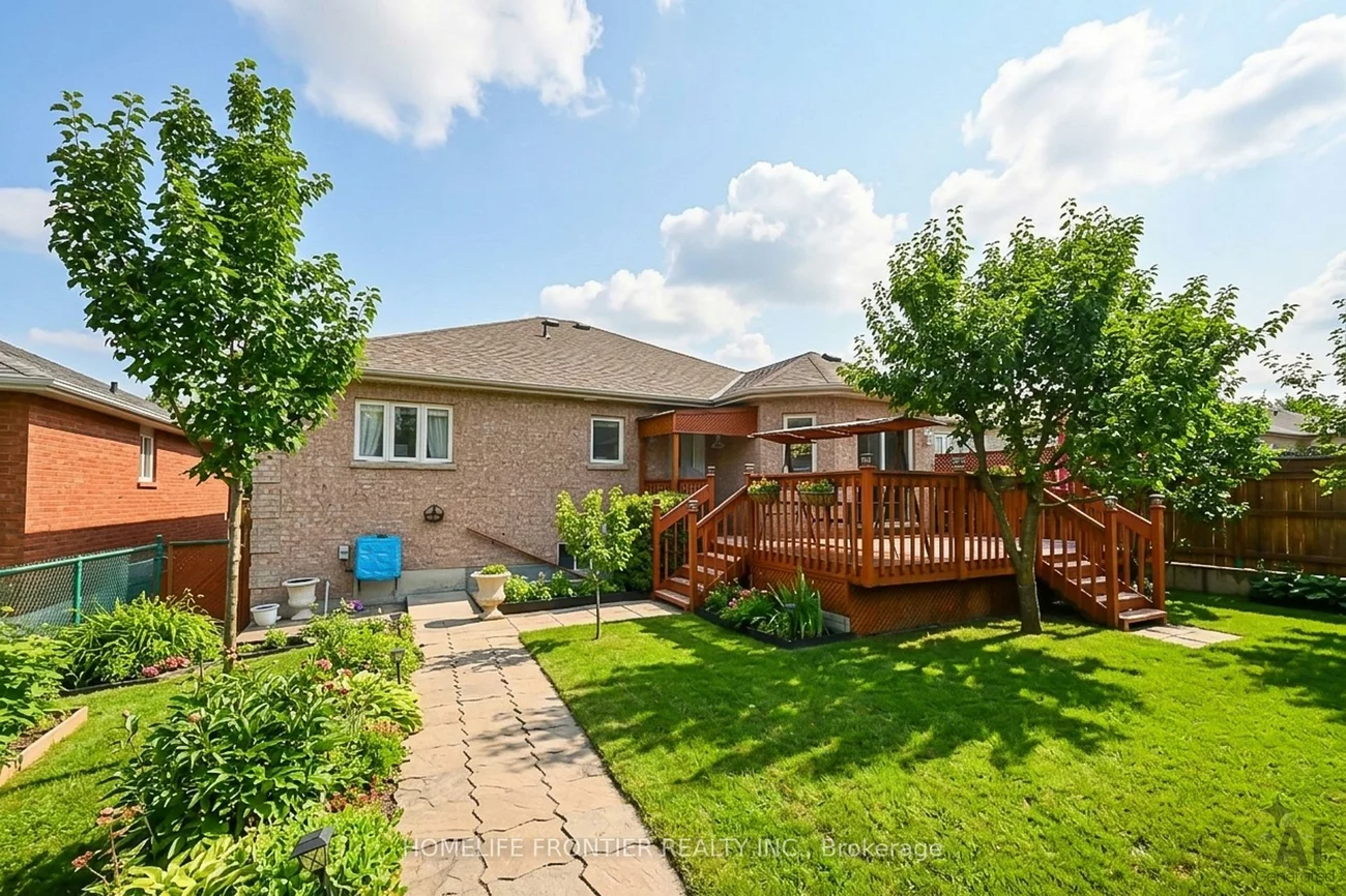 30, Saint, Bradford, Bradford West Gwillimbury