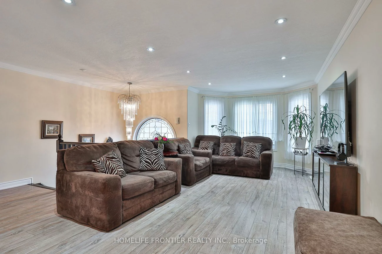 30, Saint, Bradford, Bradford West Gwillimbury