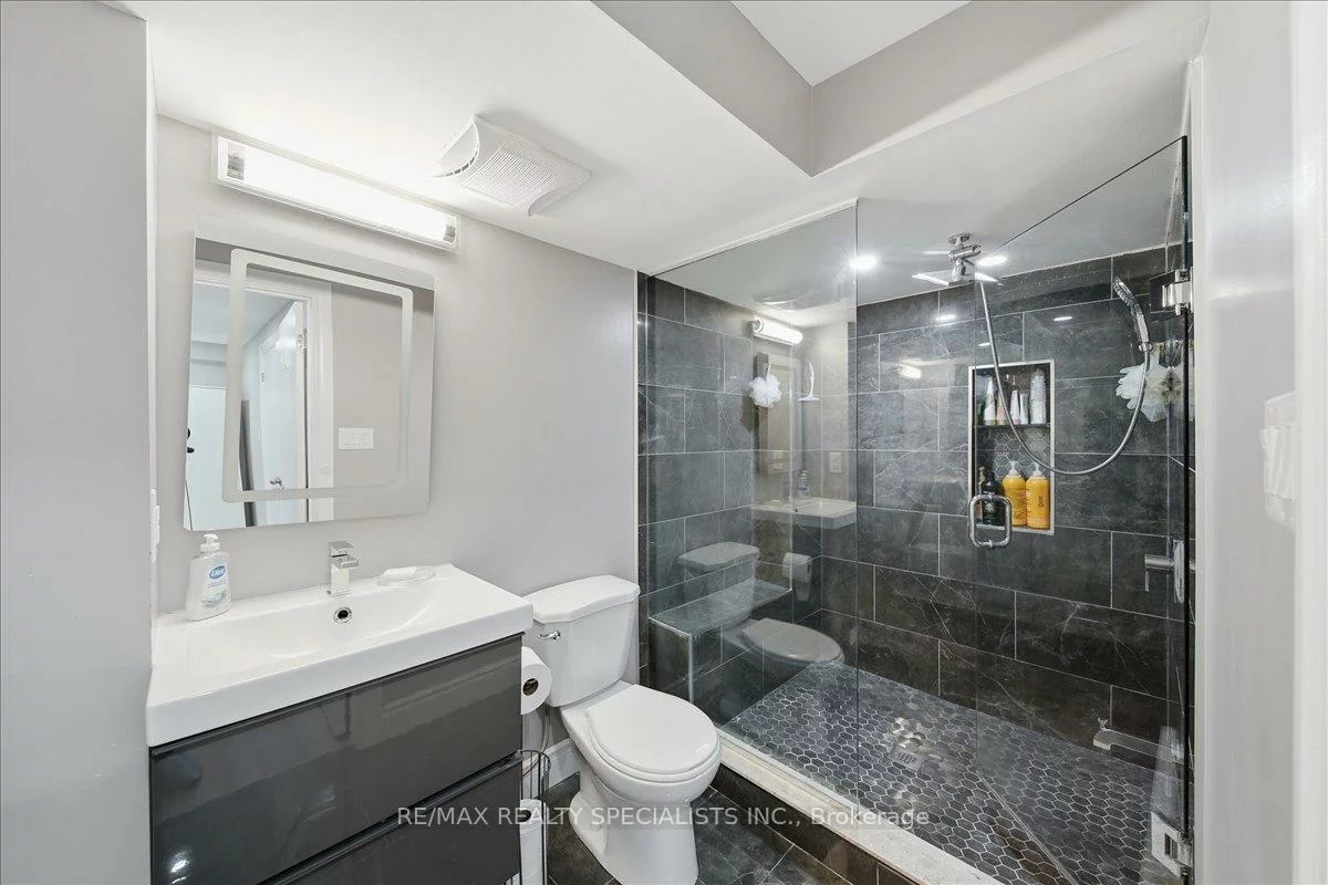 20, Luisa, Bradford, Bradford West Gwillimbury