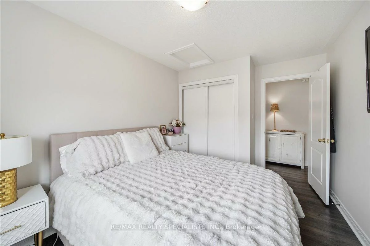 20, Luisa, Bradford, Bradford West Gwillimbury