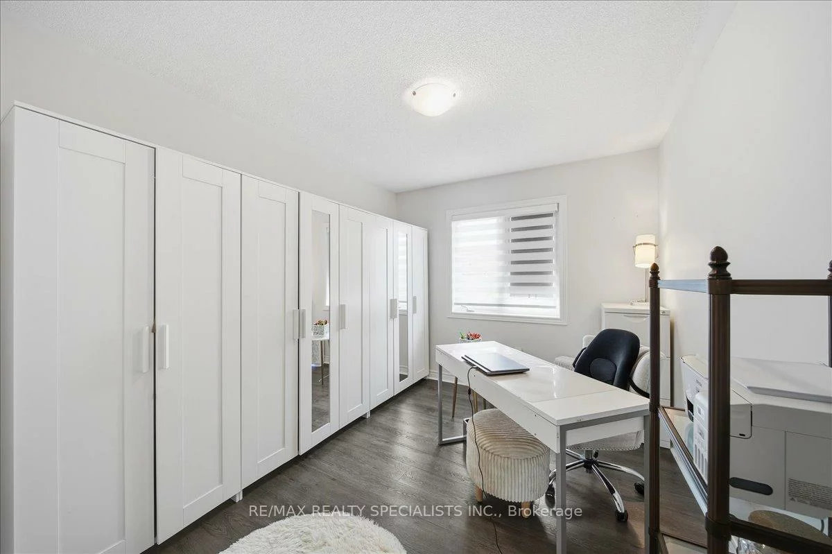 20, Luisa, Bradford, Bradford West Gwillimbury