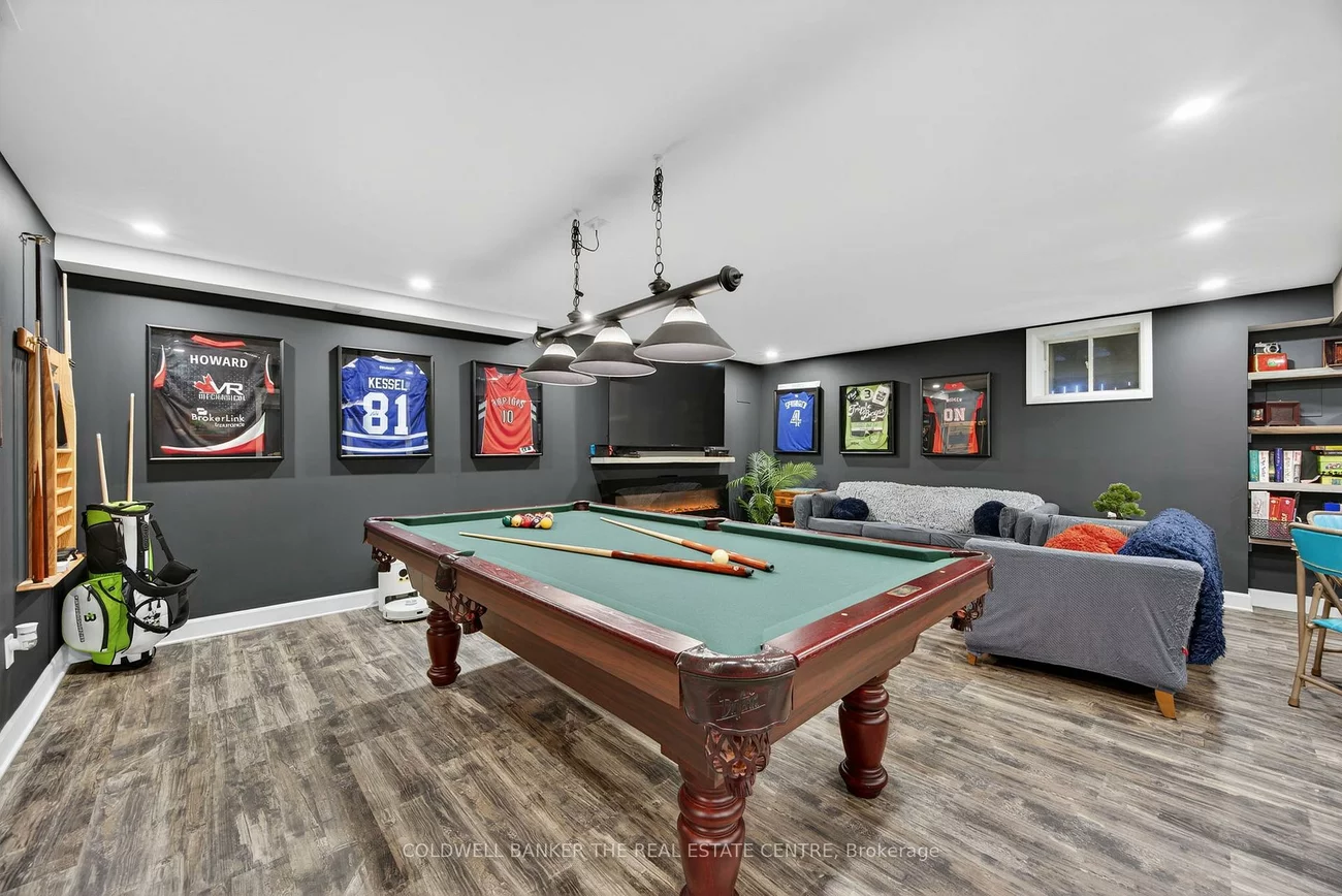 33, Booth, Bradford, Bradford West Gwillimbury