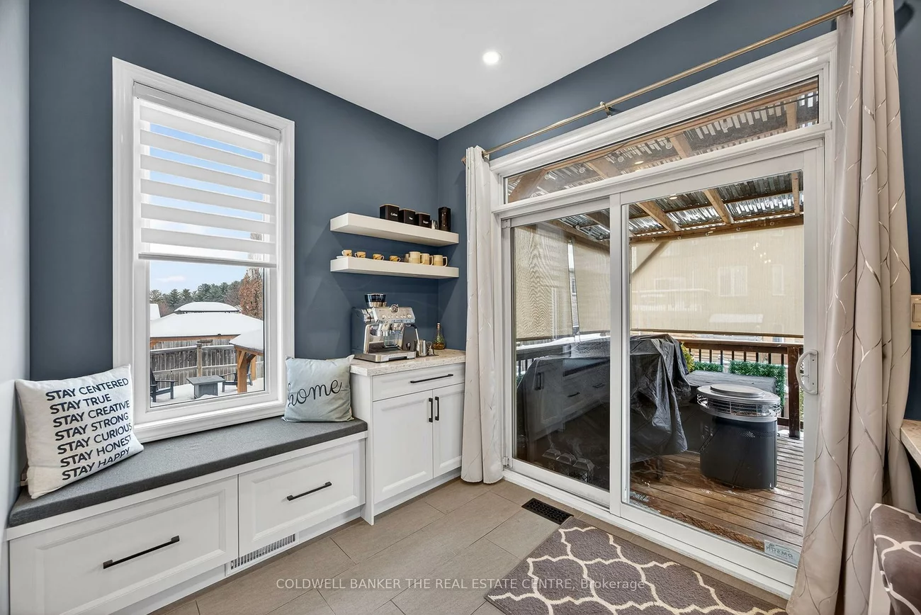 33, Booth, Bradford, Bradford West Gwillimbury