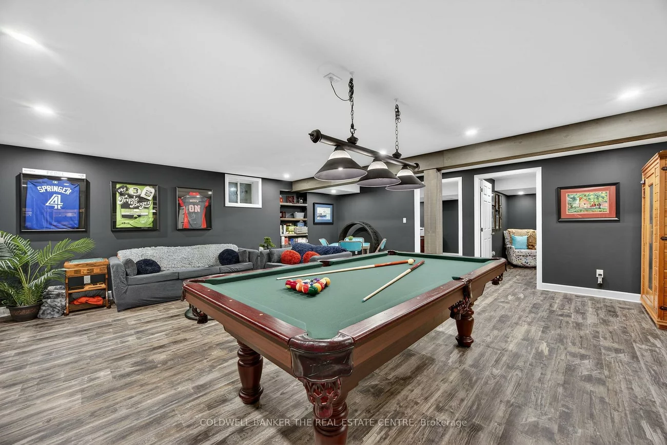 33, Booth, Bradford, Bradford West Gwillimbury