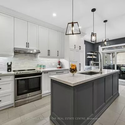 33, Booth, Bradford, Bradford West Gwillimbury