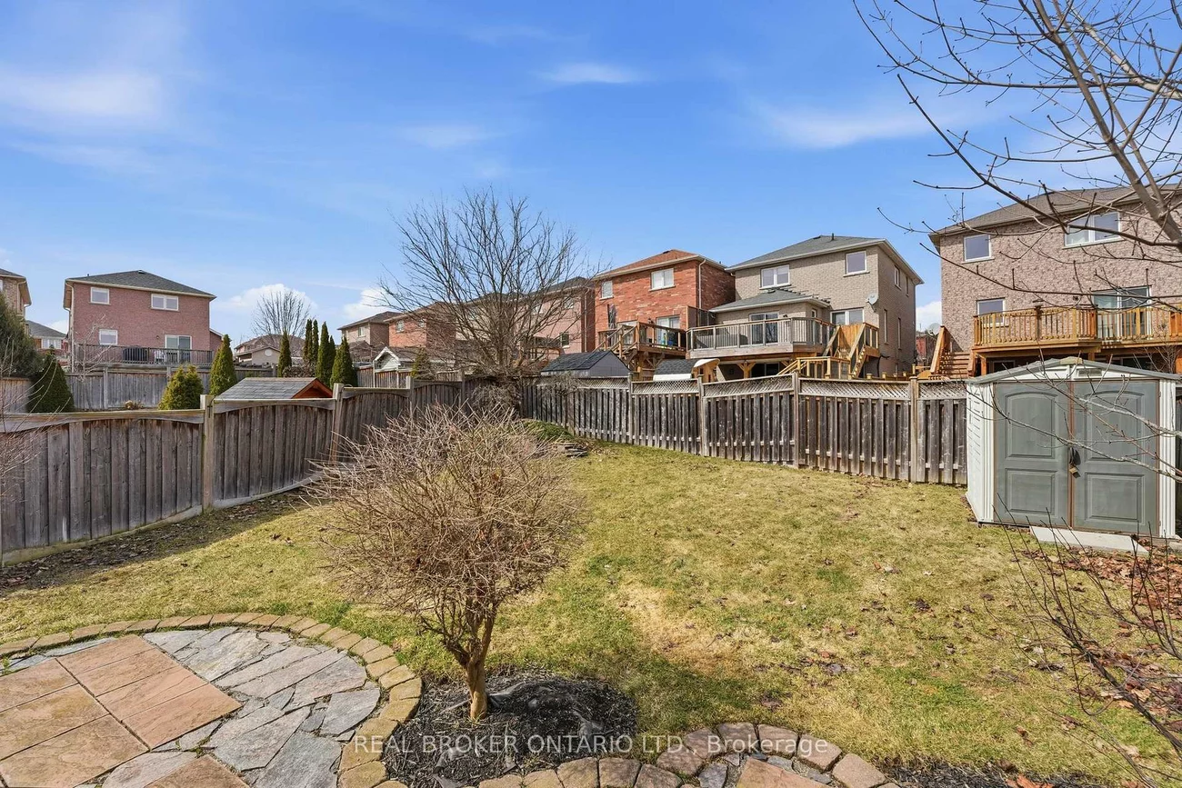 55, Christina, Bradford, Bradford West Gwillimbury