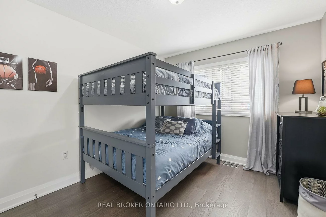 55, Christina, Bradford, Bradford West Gwillimbury