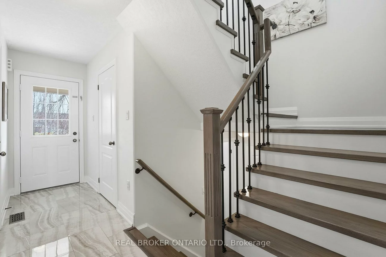 55, Christina, Bradford, Bradford West Gwillimbury