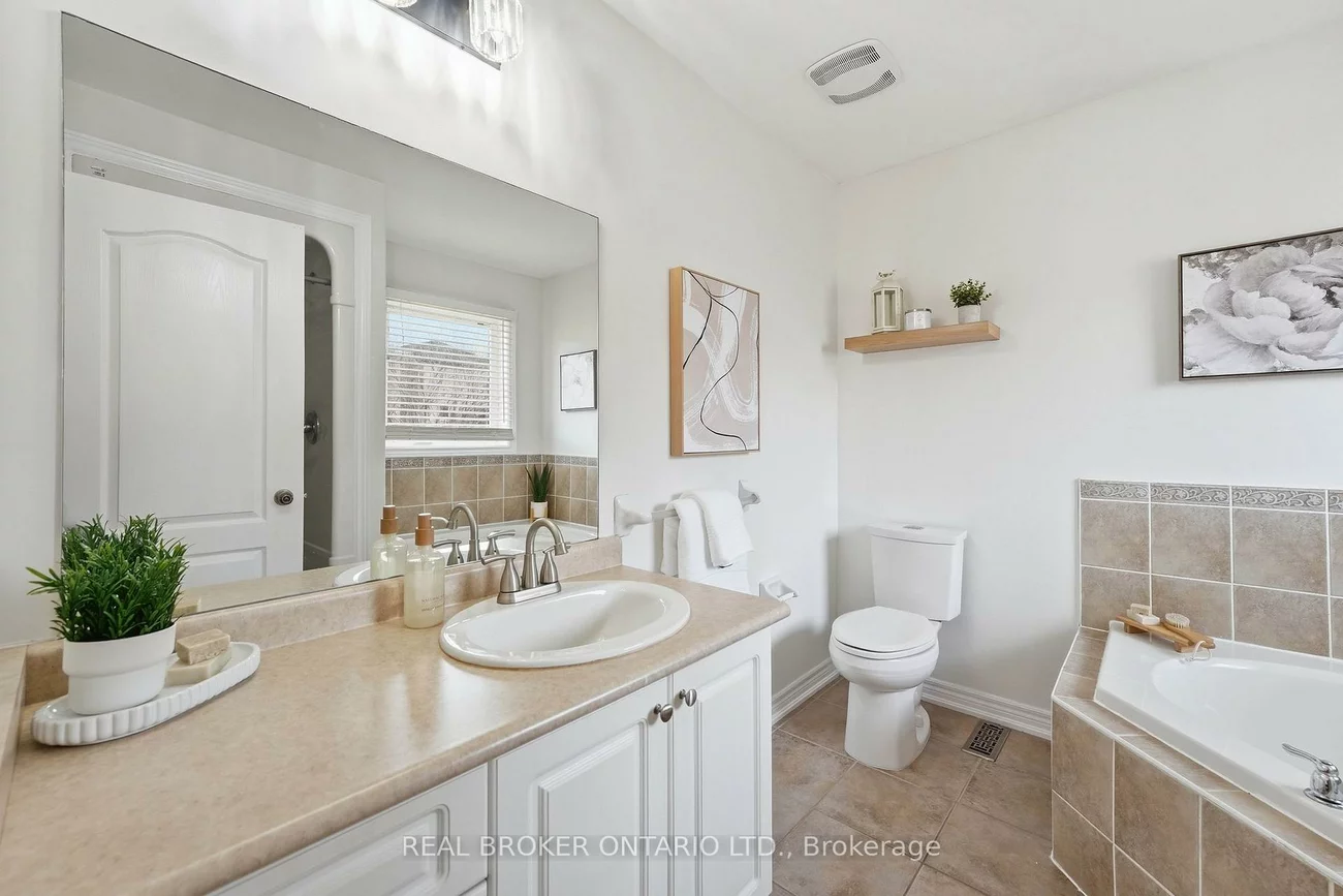 55, Christina, Bradford, Bradford West Gwillimbury