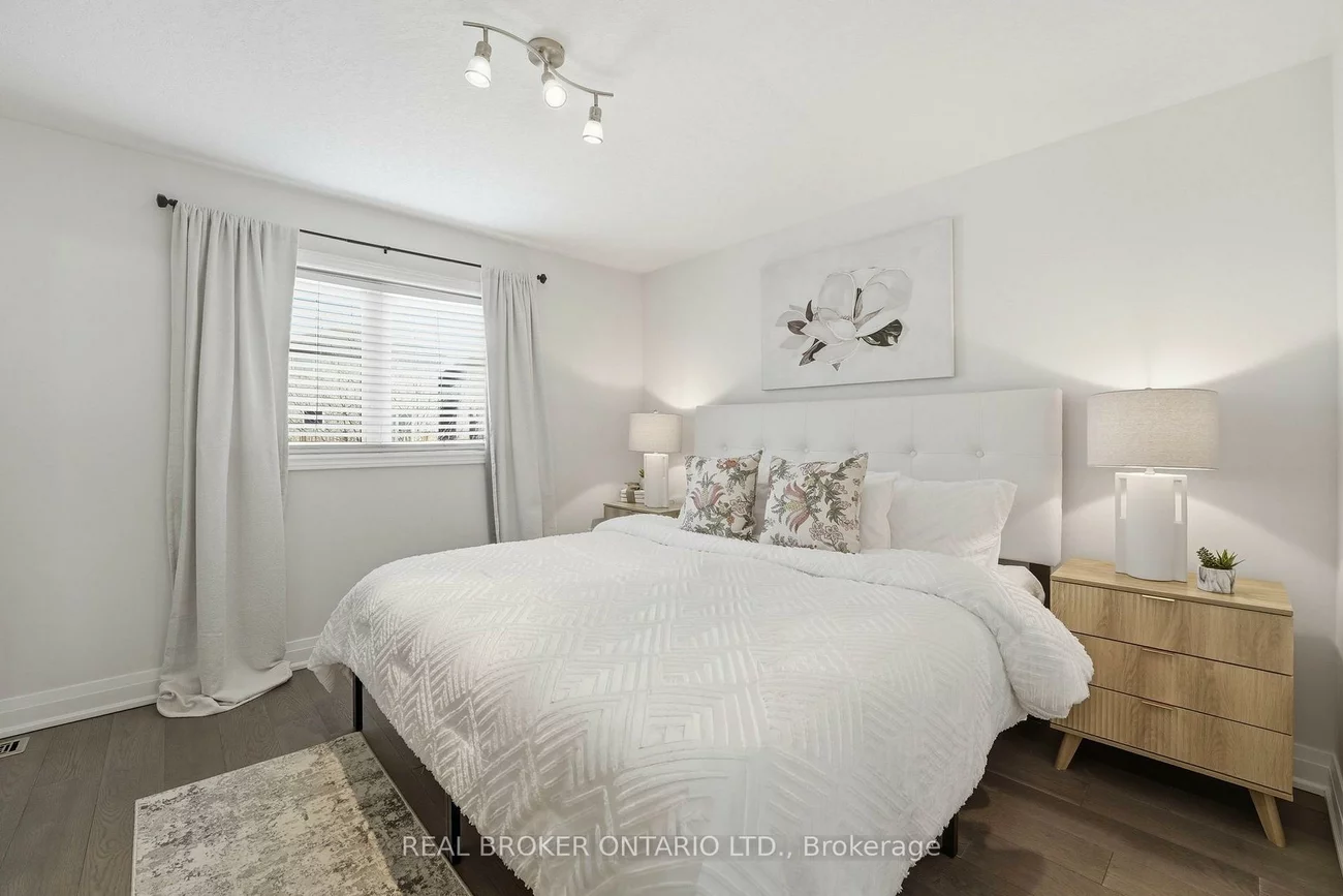 55, Christina, Bradford, Bradford West Gwillimbury