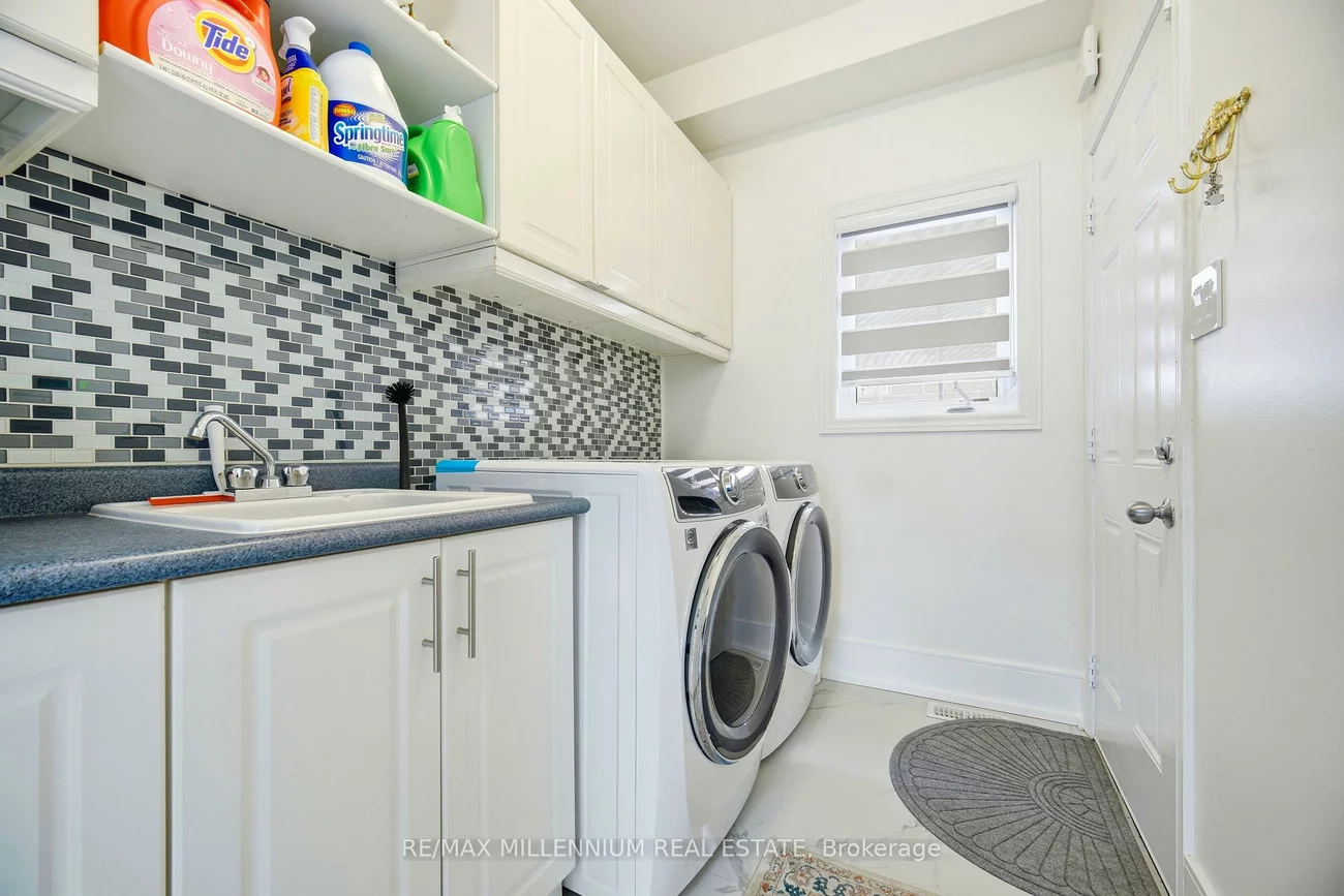 132, Blue Dasher, Bradford, Bradford West Gwillimbury