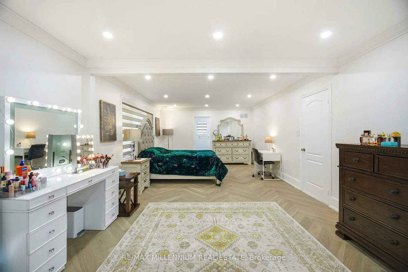 132, Blue Dasher, Bradford, Bradford West Gwillimbury