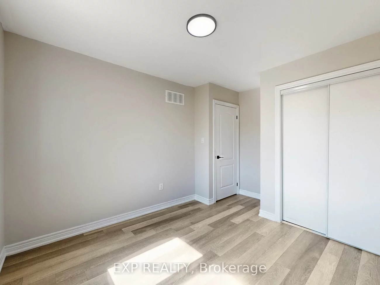 9, Matthewson, Bradford, Bradford West Gwillimbury