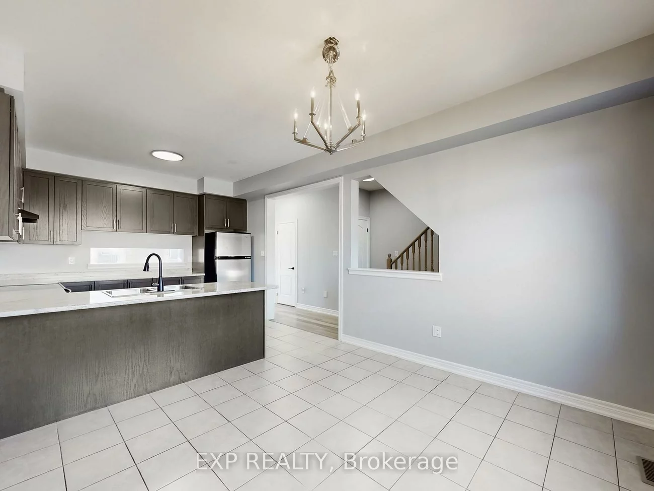 9, Matthewson, Bradford, Bradford West Gwillimbury