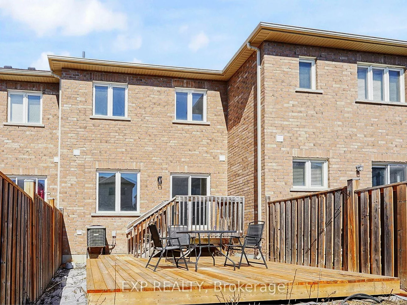 9, Matthewson, Bradford, Bradford West Gwillimbury