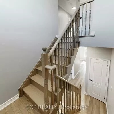 9, Matthewson, Bradford, Bradford West Gwillimbury