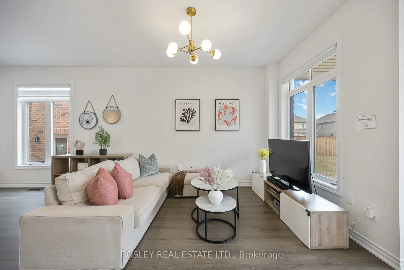 29, Ferragine, Bradford, Bradford West Gwillimbury