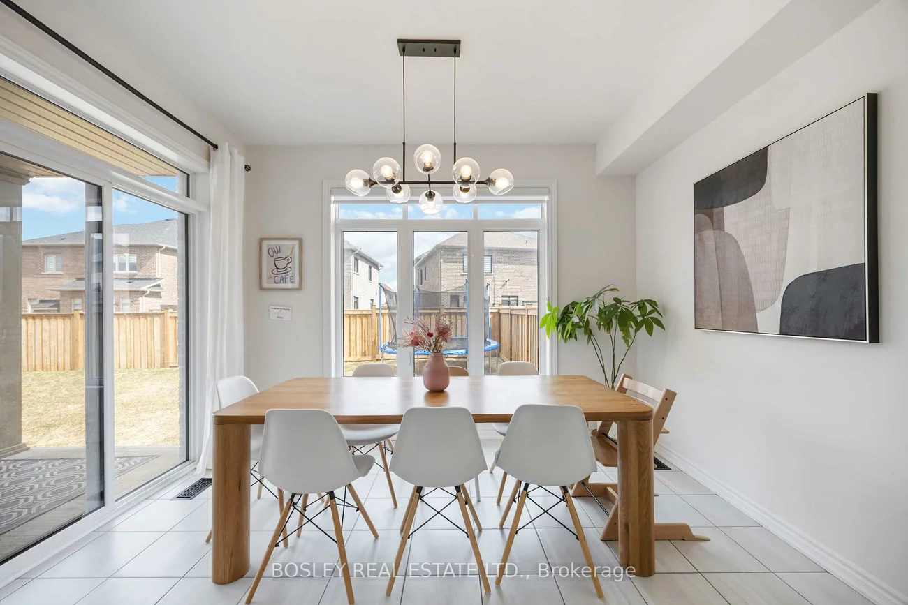 29, Ferragine, Bradford, Bradford West Gwillimbury