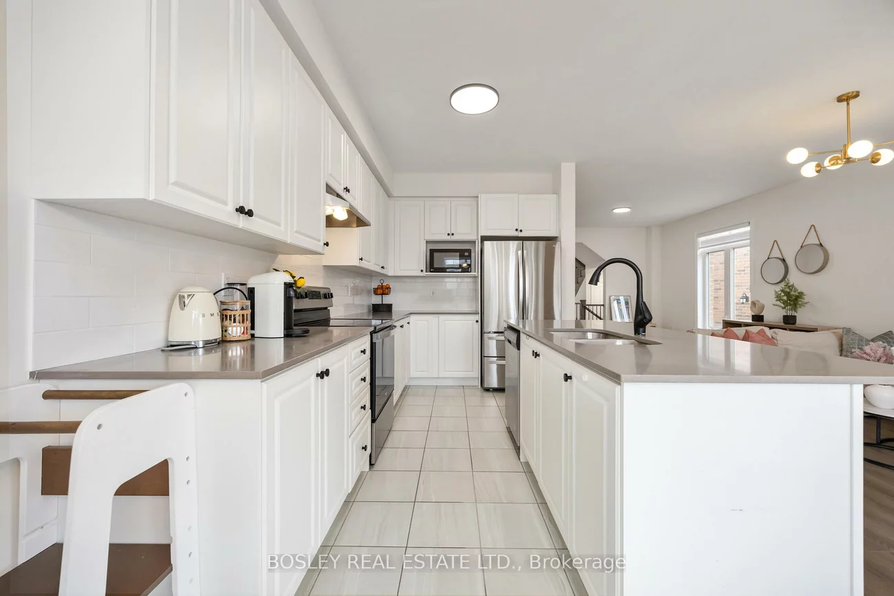 29, Ferragine, Bradford, Bradford West Gwillimbury