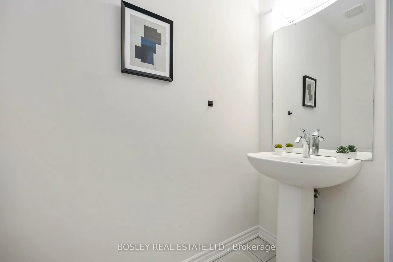 29, Ferragine, Bradford, Bradford West Gwillimbury