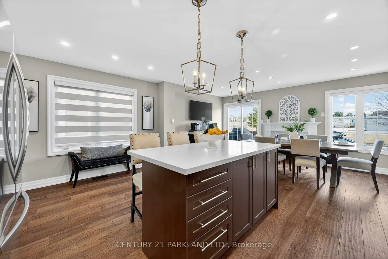 123, RUSSEL, Bradford, Bradford West Gwillimbury