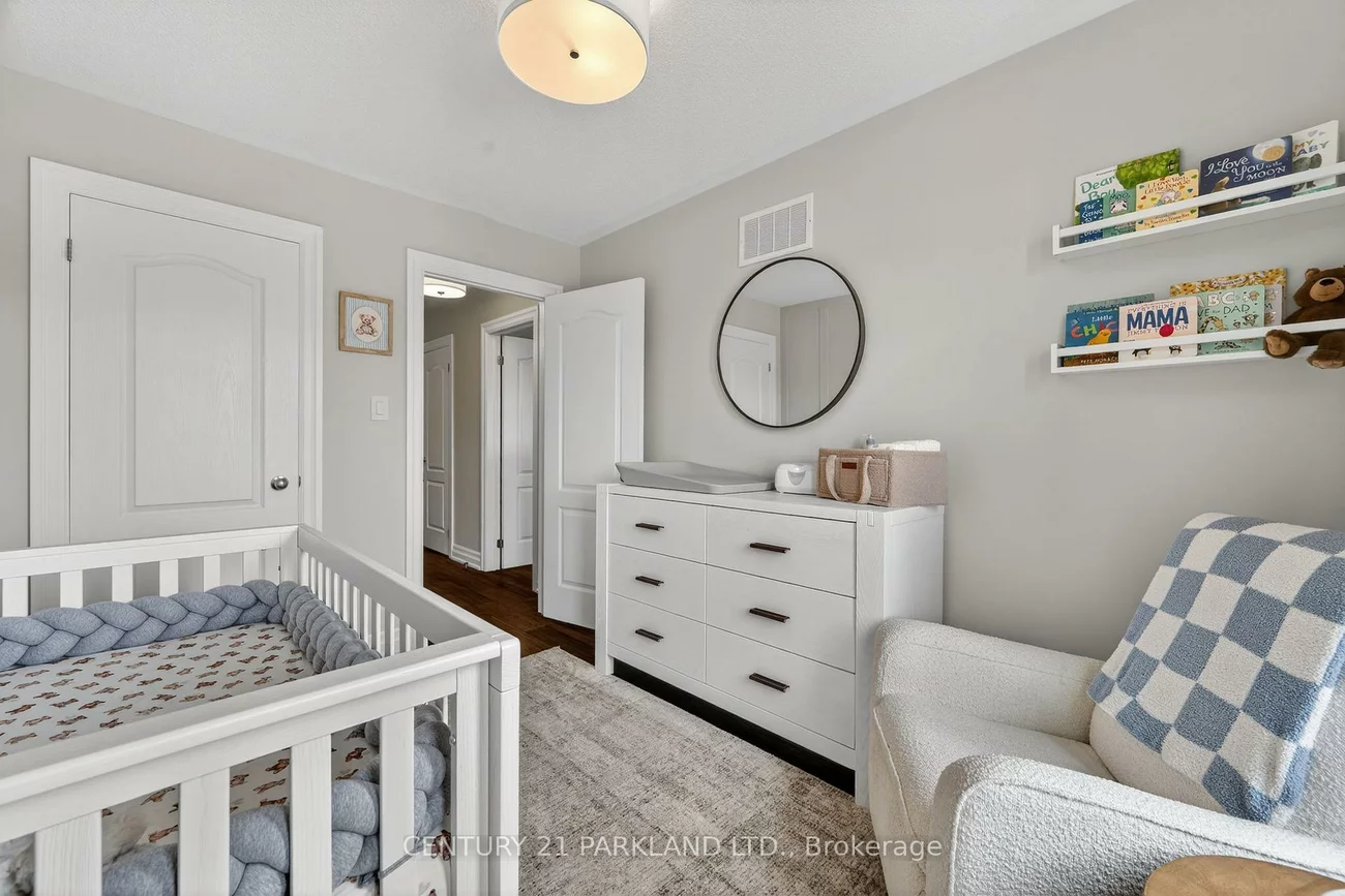 123, RUSSEL, Bradford, Bradford West Gwillimbury