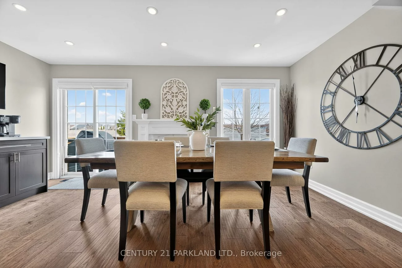 123, RUSSEL, Bradford, Bradford West Gwillimbury