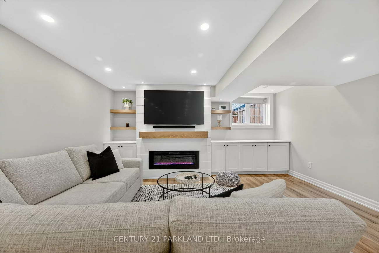 123, RUSSEL, Bradford, Bradford West Gwillimbury