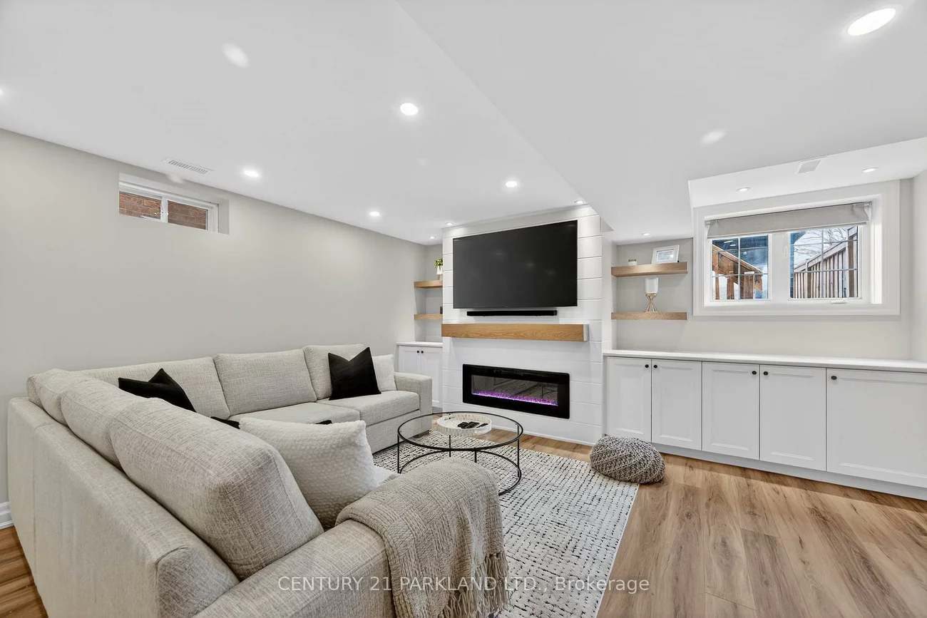 123, RUSSEL, Bradford, Bradford West Gwillimbury