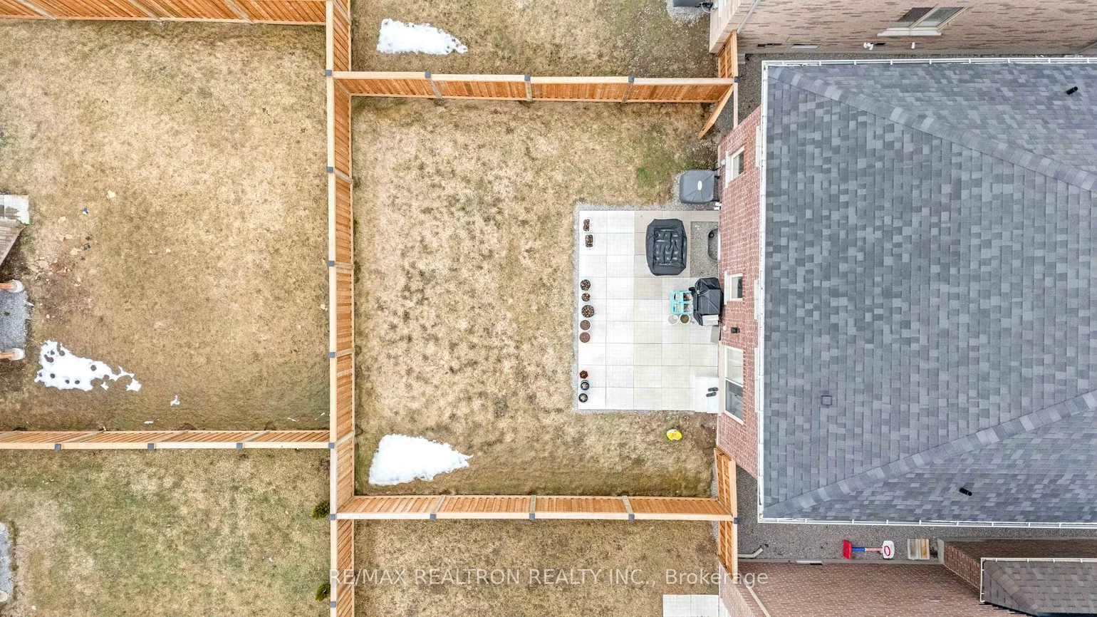 10, Neilly, Bradford, Bradford West Gwillimbury