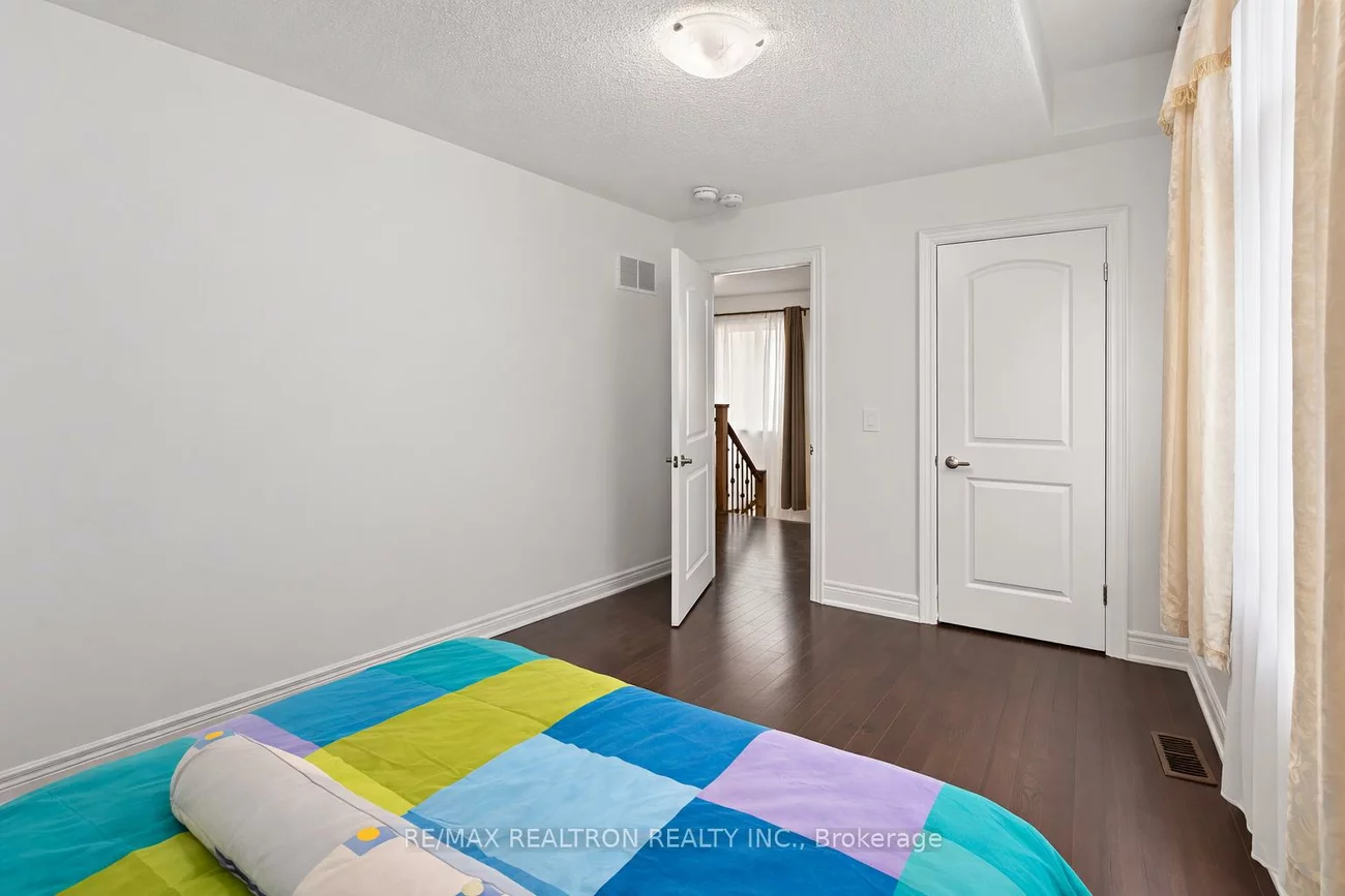 10, Neilly, Bradford, Bradford West Gwillimbury