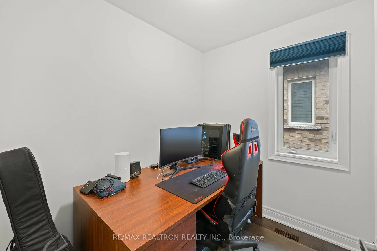 10, Neilly, Bradford, Bradford West Gwillimbury