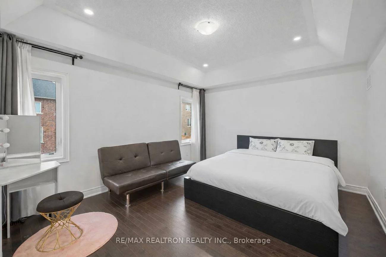 10, Neilly, Bradford, Bradford West Gwillimbury