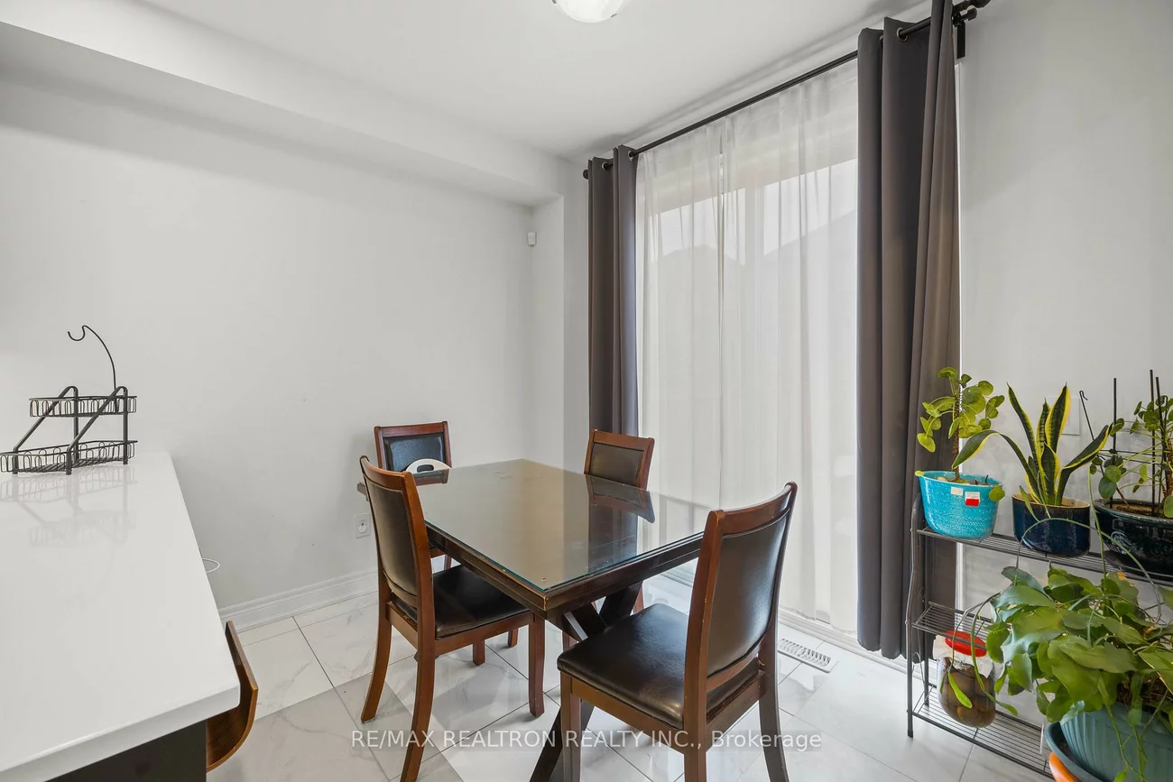 10, Neilly, Bradford, Bradford West Gwillimbury