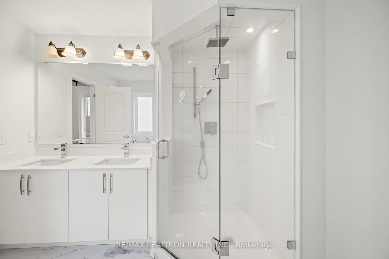 10, Neilly, Bradford, Bradford West Gwillimbury