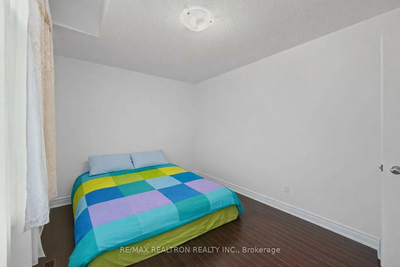 10, Neilly, Bradford, Bradford West Gwillimbury