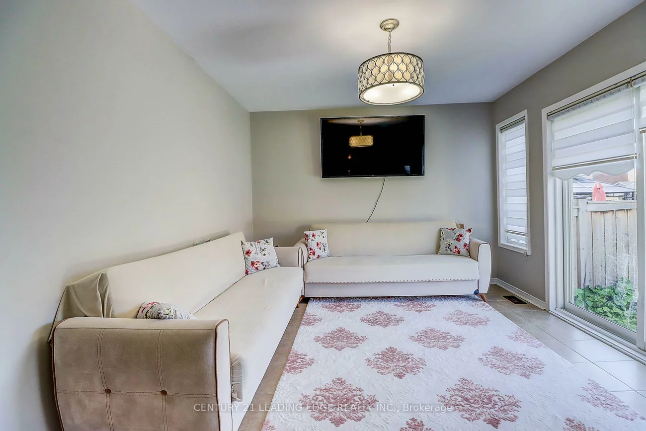 155, Webb, Bradford, Bradford West Gwillimbury