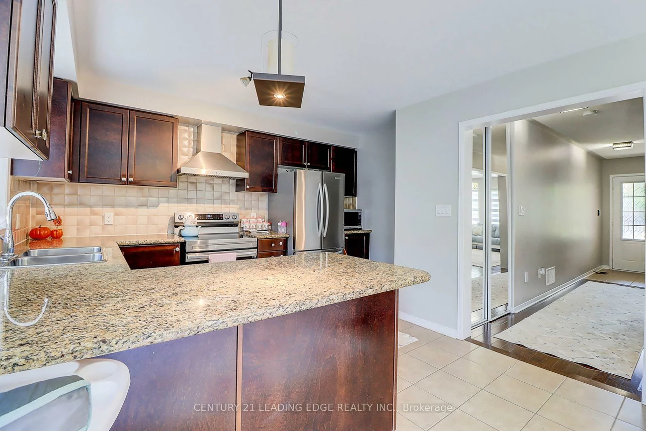 155, Webb, Bradford, Bradford West Gwillimbury