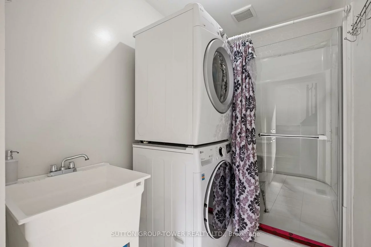 78, Romanelli, Bradford, Bradford West Gwillimbury