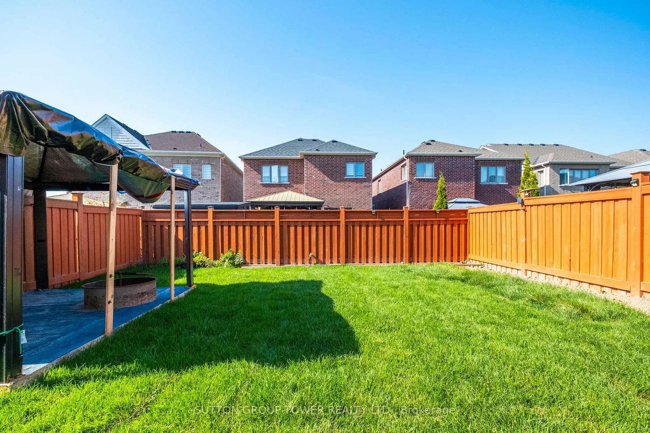 78, Romanelli, Bradford, Bradford West Gwillimbury