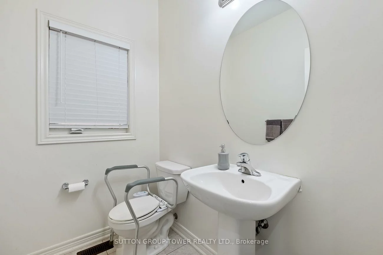 78, Romanelli, Bradford, Bradford West Gwillimbury