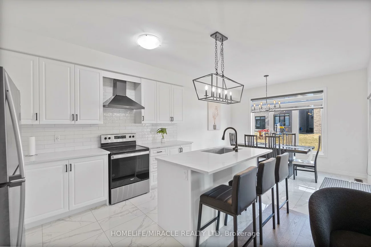 57, FERRAGINE, Bradford, Bradford West Gwillimbury