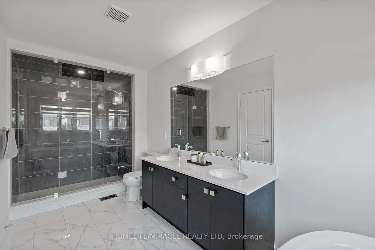 57, FERRAGINE, Bradford, Bradford West Gwillimbury